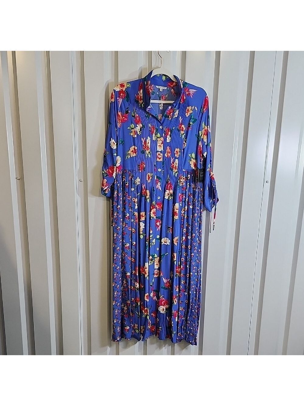 John Mark Blue Island Dreaming Midi Dress with Floral Accents Size Small NWT